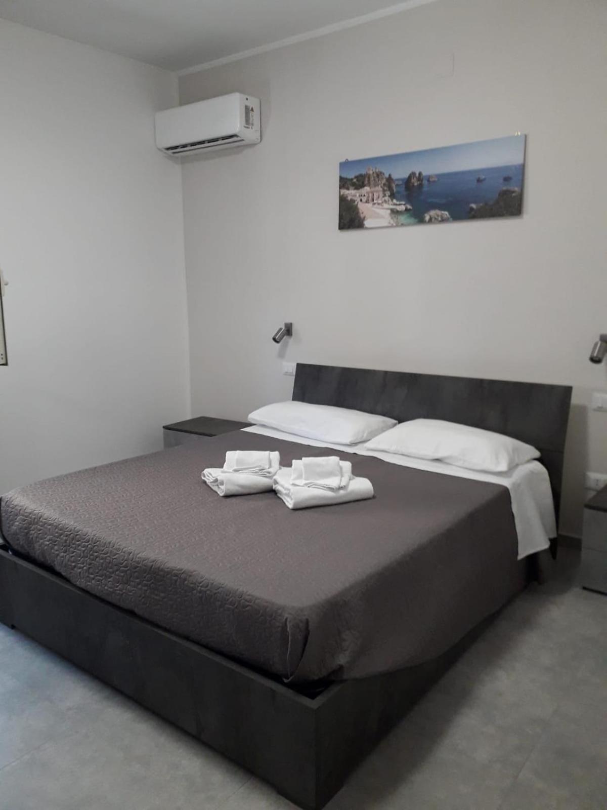 Golden House Apartment กัสเตลลัมมาเร เดล โกลโฟ ภายนอก รูปภาพ